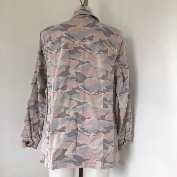 Torrid Camouflage Denim Jacket Size 0. - Picture 2 of 5